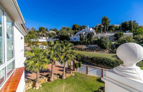 88-Exclusive Villa with Private Pool in Mijas, Malaga - Photo 42