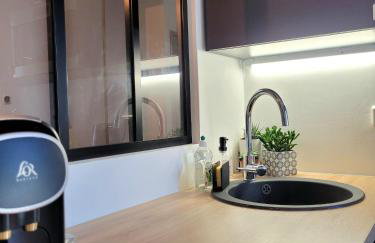 LA PARENTHÈSE HAVRAISE - Parking privé Plein centre & Très calme - Photo 11