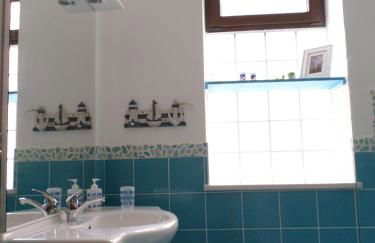 The Blue Lighthouse - Foto 16