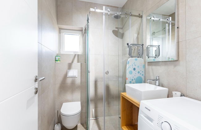 Holiday Home in Bilice With Pool - Photo 27