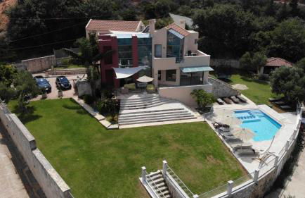 Provarma hills luxury villa gerani - Foto 1