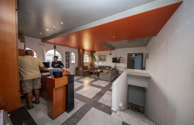 Manias Hotel Apartments - Foto 2