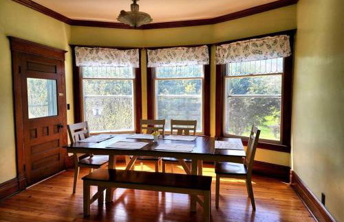 BaseCampWV-Durbin. Spacious 4 bedroom house w/yard - Foto 24