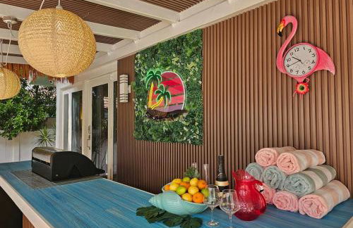 The Bird-2 blocks to beach-Heated Pool-Hot Tub - Foto 16