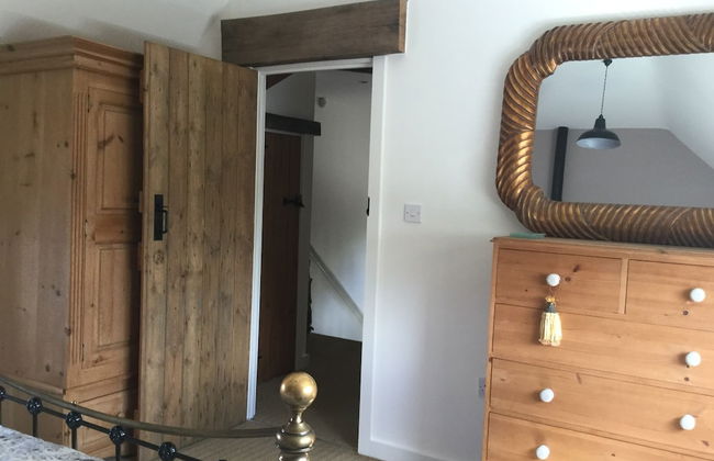 Impeccable Cottage Suitable for 2 Adults & 1 Child - Foto 2