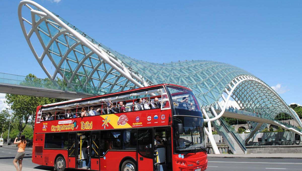 Autobús turístico de Tiflis