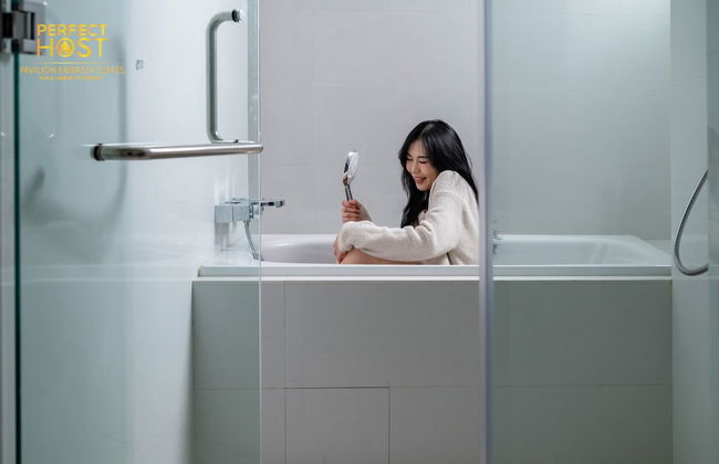 Pavilion Embassy Suites KL by Perfect Host - Photo 50