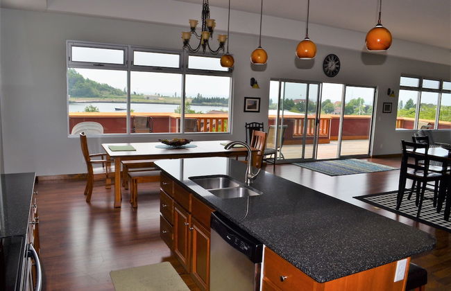 Downtown Condo With Lake & BAY Views - Foto 3