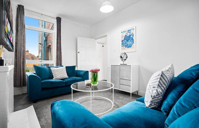 Cosy Three Bedroom Family Home With Garden - Foto 14