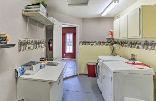 Private Pool and Game Room Family Weaverville Gem - Foto 35