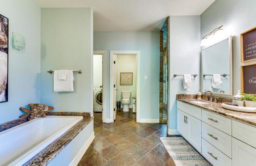 4-Season Boathouse, Hot Tub! Guadalupe River Oasis - Foto 14