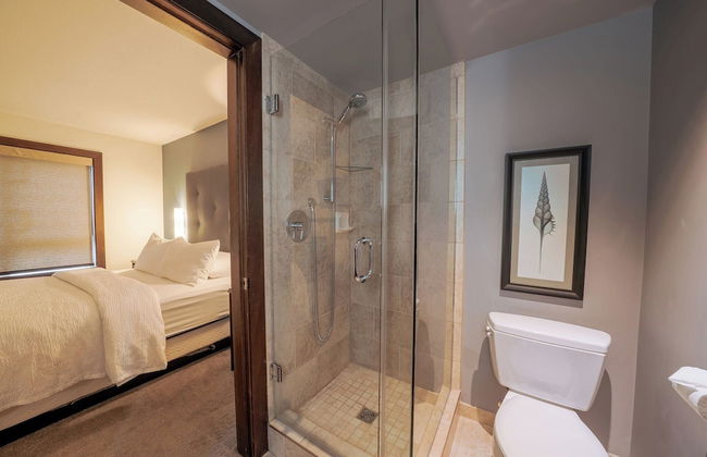 Sunrise Ridge Waterfront Resort - Photo 46