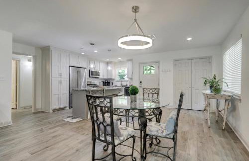 Kingwood Cottage - 10 mins from IAH - Lake Front - Foto 6