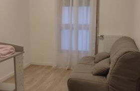 T3 lumineux avec balcon, proche des transports - Foto 3