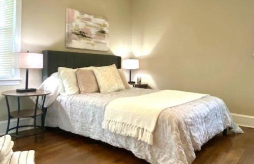 Spacious Home with Pet-Friendly Yard - Foto 17