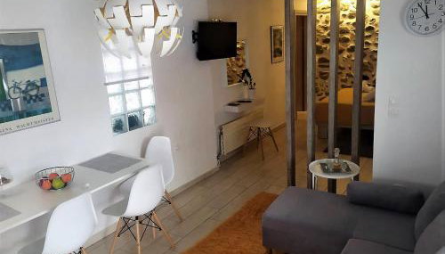 The Little Gem Under The Rocks 2 - Foto 1