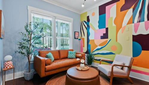 Fun & Renovated Artsy Downtown Apt Dog Friendly with Fully Fenced Backyard and Private Parking - Foto 2