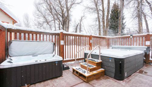 Upscale Couple's Getaway Hot Tubs - Foto 4