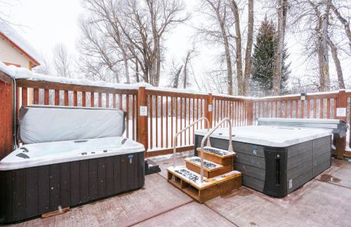 Upscale Couple's Getaway Hot Tubs - Foto 4