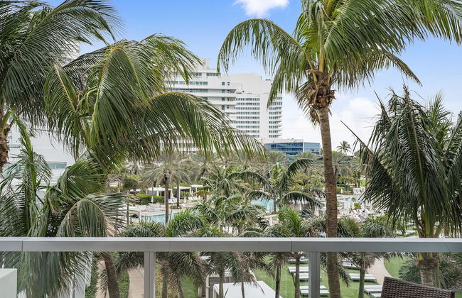 Junior Suite 1 At Sorrento S- Fontainebleau Miami Beach Studio Bedroom Home by RedAwning - Foto 7