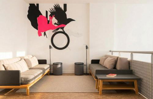 The Lisbonaire Apartments - Photo 4