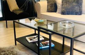 Modern Apartment with Fireplace & Stylish Kitchen - Photo 7