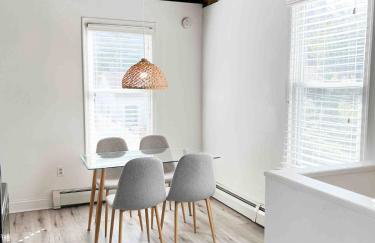 Retreat with Parking Sleeps 6 - Foto 15