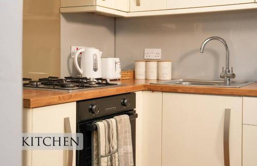 Modern City Centre Apartment in Central Hub - Foto 33