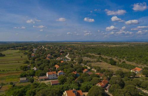 Family friendly holiday home "Ana" with heated pool - Foto 45