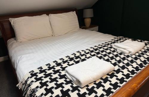 61 Moorfields city centre apartment sleeps 10 - Photo 13