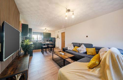 Stylish urban escape with free parking in Manchester - Foto 2