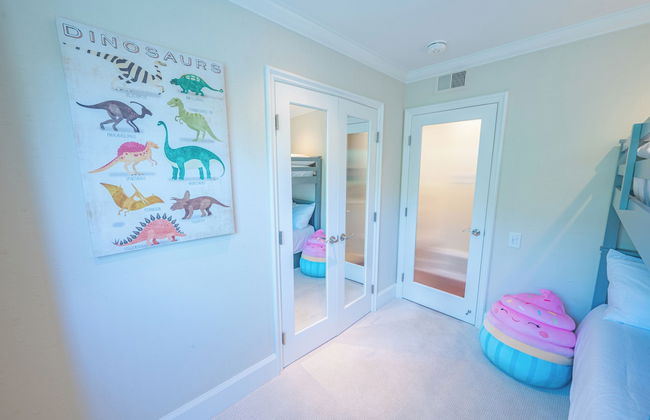 Amazing Disneyland Spa Pool Villa - Photo 8