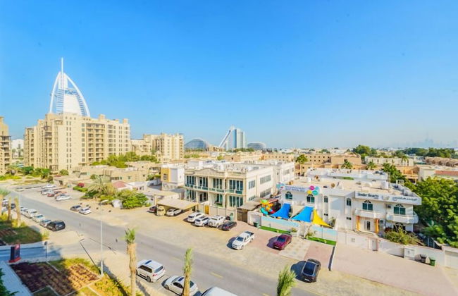 Iconic Views Apt With Balcony Close to the Beach - Foto 27