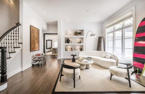 Bull Path Manor by Rove Travel - Luxe Home with Pool & Hot Tub - Foto 3