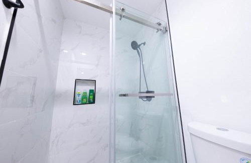 Modern Luxe Ensuite by USC Shared Living - Photo 6