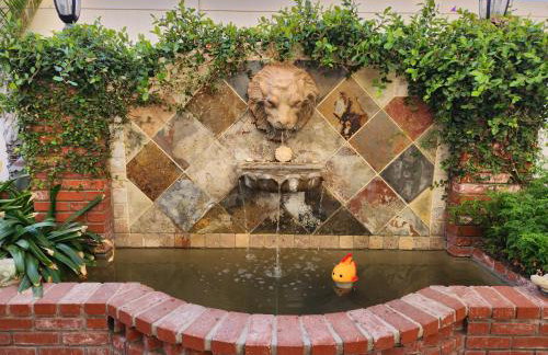 4 BR Encino Home w/ Amazing Yard, Near Everything - Foto 22