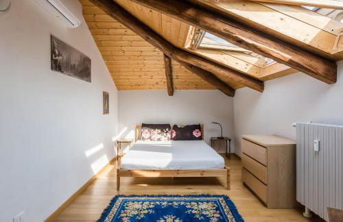 Liberty House - Vicina fermate Bus e Treno per Torino - Photo 2