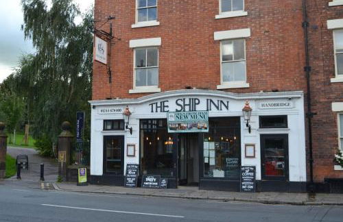 Charming 1 bed riverside apartment - Photo 20