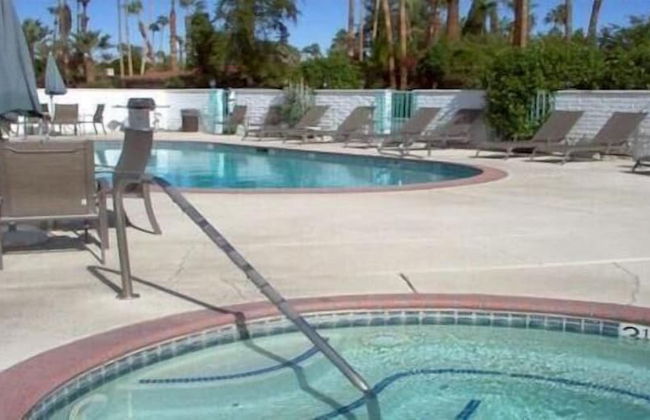 The Villas of Palm Springs - Foto 10