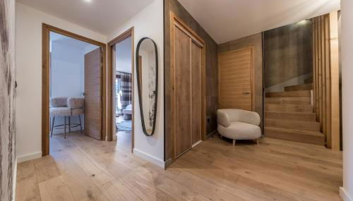 Le Glacier Pelve Courchevel 1650 - Five Bedrooms - Bed & Breakfast - Foto 5, wardrobe