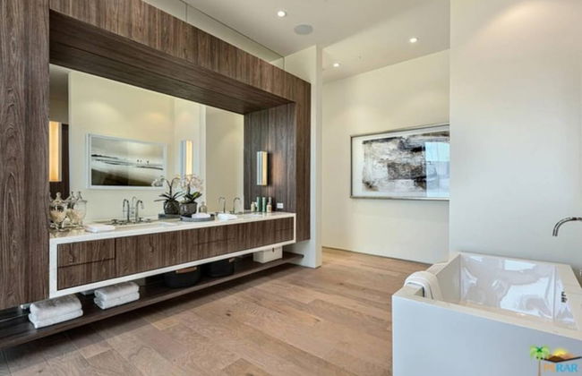 Luxurious Rancho Mirage Estate w Pool Spa - Photo 21