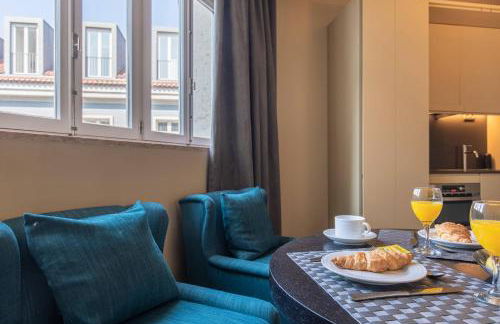 039 8 Building Studio 222 - Garden View - Photo 7