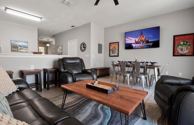 Mickey s Splash Pad 2 Miles to Disney - Photo 7