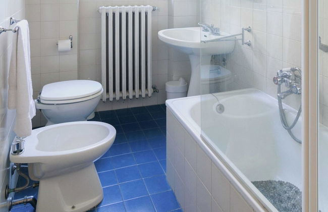 Cottage With Swimming Pool - Photo 13