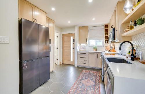 Waterfront Granbury Home with Electric Fireplace! - Foto 14