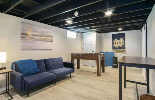 Gorgeous Notre Dame Get Away Comfy Beds WiFi Coffee Games - Foto 19