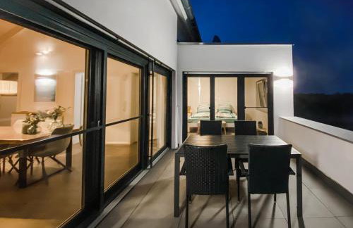 Wunderschöne helle Wohnung mit großer Dachterrasse - Foto 29