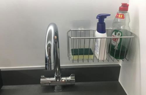 Cosy 1 Bed Apartment in Centre of St Albans - FREE Parking - 5 min walk to St Albans city centre & Railway station - Big Savings on Longer Stays!! - Photo 30