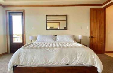 Luxury home w a View- biking and hiking near - Foto 14