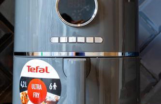 Amazing 3 bedroom, 2 bathroom, ground floor flat with garden, near train Station and bus stop - Foto 7